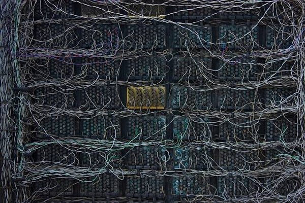 Comment installer son matériel informatique avec une baie de brassage ?